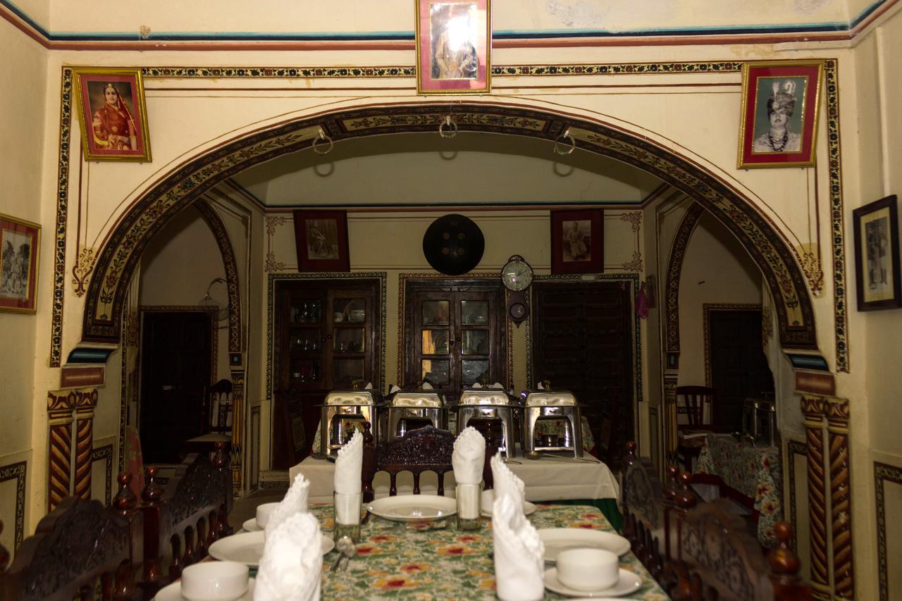 Narayan Niwas Castle Hotel Ramgarh Shekhawati Ngoại thất bức ảnh